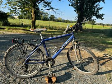 Bici MTB 26 pollici - cambio 18 rapporti