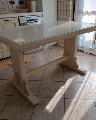 Tavolo frassino colore beige 