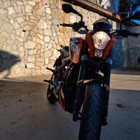 KTM Duke 125 