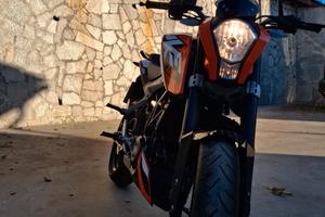 KTM Duke 125 