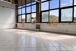 Ufficio Motta Sant'Anastasia [DFS-P4U1-SPACU]
