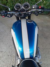 Triumph T120 anno 2021