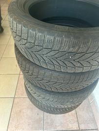 Treno 4 gomme invernali Nexen