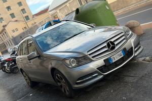 Mercedes c200 avantgarde  neopatentati