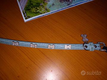 Collare di cuoio con strass 