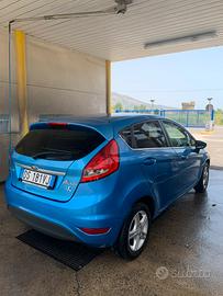 Ford fiesta 1.4 tdci 68 cv 5 porte titanium