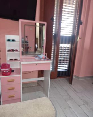 Toilette trucco