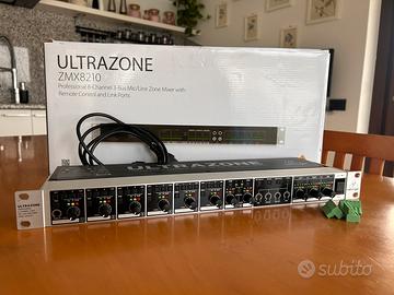 Behringer ultrazone ZMX8210