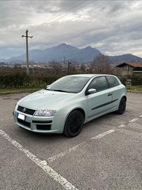Fiat stilo full optional