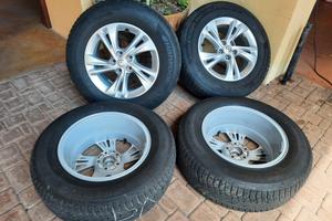 Set gomme+cerchi invernali 