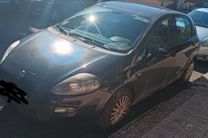 Fiat grande punto , prezzo incluso di passaggio 