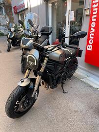 Benelly leoncino 800