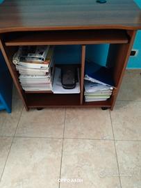 tavolo PC ed altro