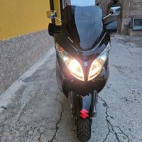 Suzuki Burgman 400 - 2008