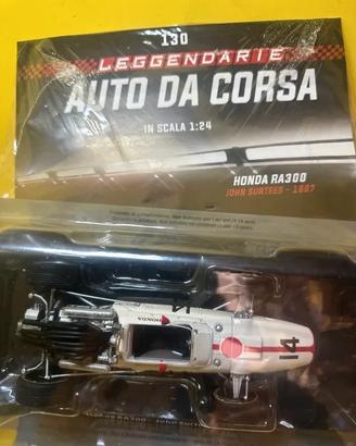 1-24  n 130 Auto da Corsa Honda RA300 John Surtees