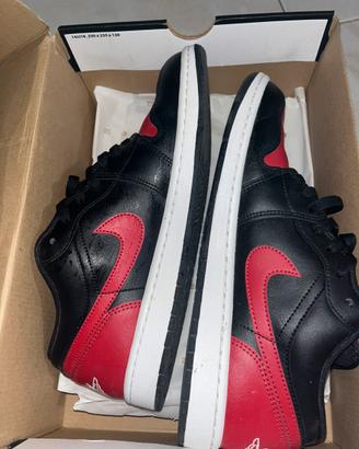 Nike Jordan 1 Mid