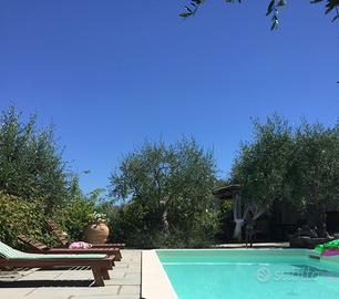 Villa con parco mediterraneo