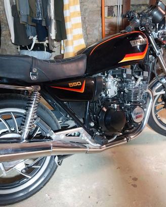 Yamaha XJ 550