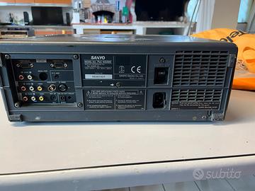 Proiettore Sanyo PLC 550 MNE