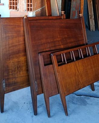 Coppia giro letto completi in legno antichi