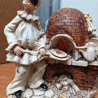 Statuetta artigianale raffigurante Pulcinella