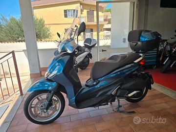 Piaggio Beverly 300 HPE TUTTO INCLUSO