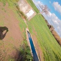 Terreno con pozzo d' acqua