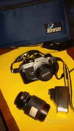 Nikon reflex +zoom  con flash 