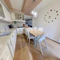 APPARTAMENTO DI 100MQ CON GARAGE E SOFFITTA