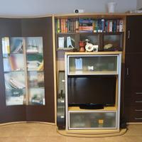 Ampia Parete Attrezzata