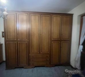 Armadio a sei ante