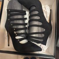 Tacchi alti senza difetti primadonna