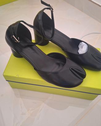 scarpe nuove mai indossate 