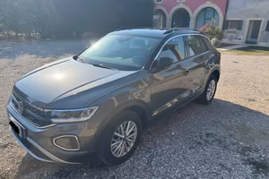 Volkswagen T-Roc 2.0 TDI 150CV DSG Life, 27500km