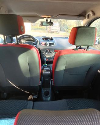  Renault Clio 1500 diesel anno 2007