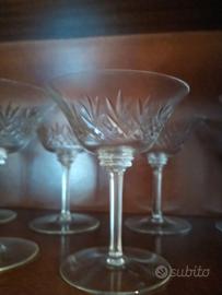servizio di bicchieri in finissimo cristallo 