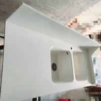 Top con lavabo bianco in corian