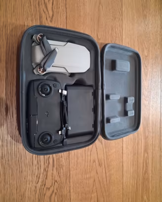 Drone DJI Mavic Mini - Fly More Combo + Custodia