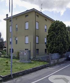 Immobile in asta di 115 m² con 4 locali e box auto
