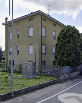 Immobile in asta di 115 m² con 4 locali e box auto