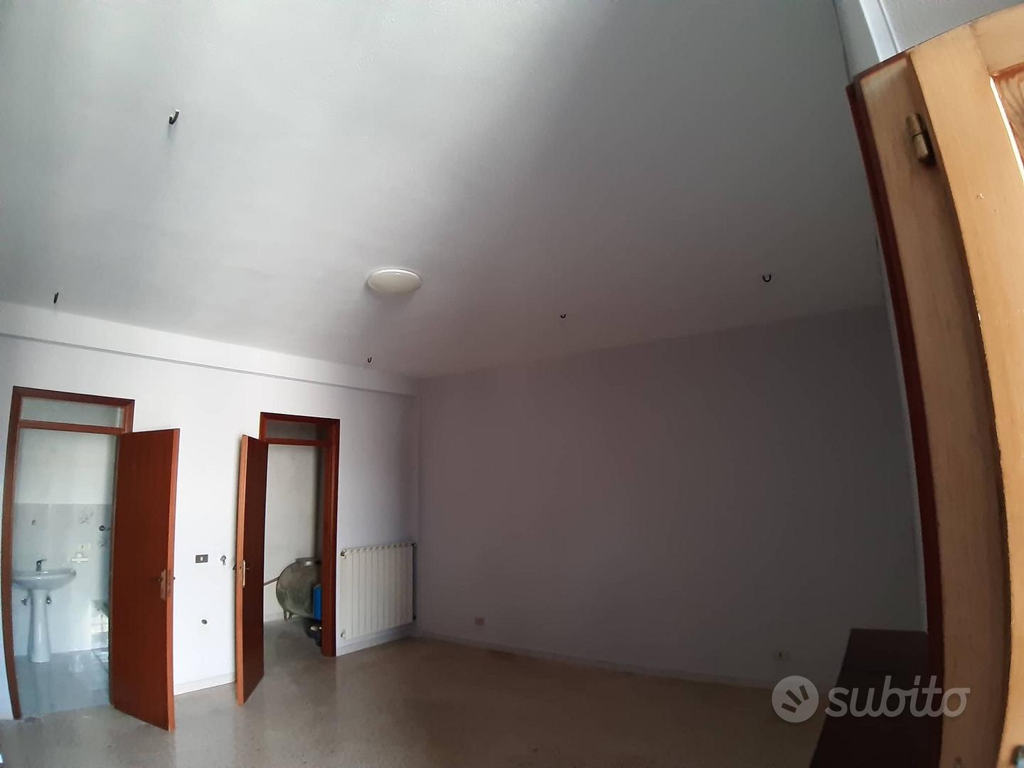 Appartamento Centro Storico Laurenzana - Vista 4