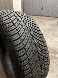 Pneumatici Pirelli All Season SF3