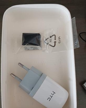 cavo con usb, spina con usb, cuffiette per  HTC