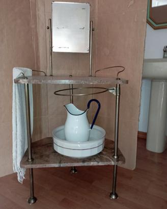 Toilette antica da camera