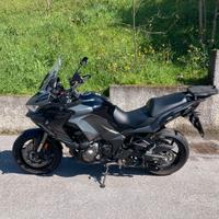 Kavasaki  versis se gran tourer