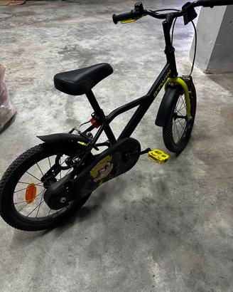 bici per bambini B'Twin 500 "Dark Hero" di