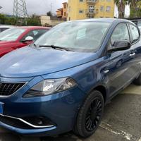 Lancia Ypsilon 1.0 FireFly 5 porte S&S Hybrid Ecoc