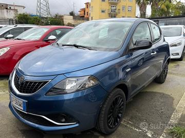 Lancia Ypsilon 1.0 FireFly 5 porte S&S Hybrid Ecoc