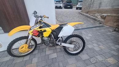 suzuki RM 125 anno 1996