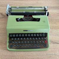 Olivetti “Lettera 32”